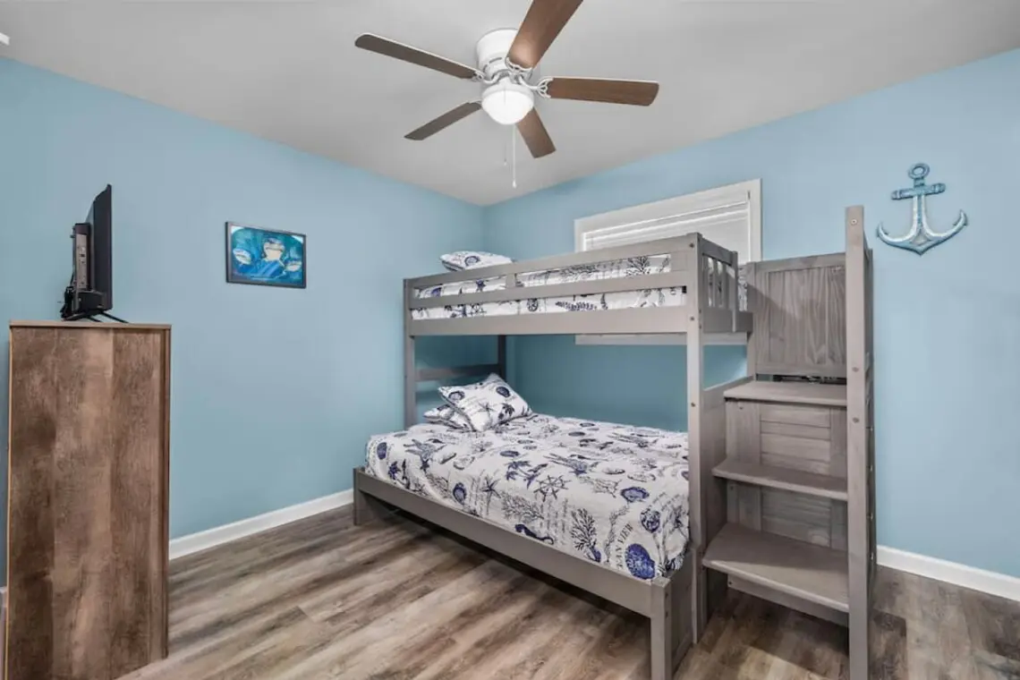 10527791 3a7f 4130 bfba 1c6e596b3cba.jpg