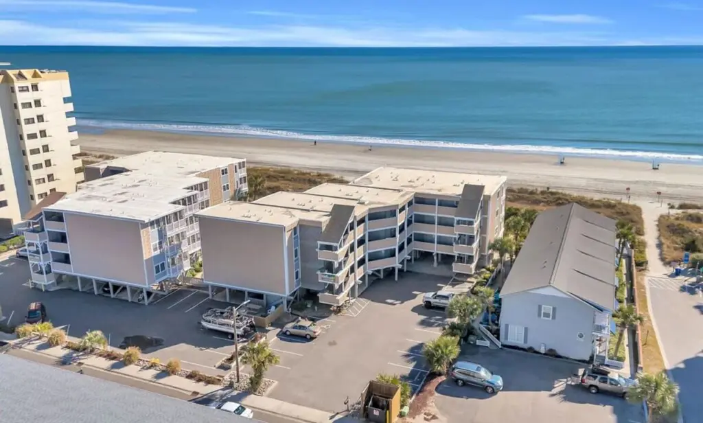 1b3335f1 cfcd 42d2 833a aad6cf0c2f6f.jpg