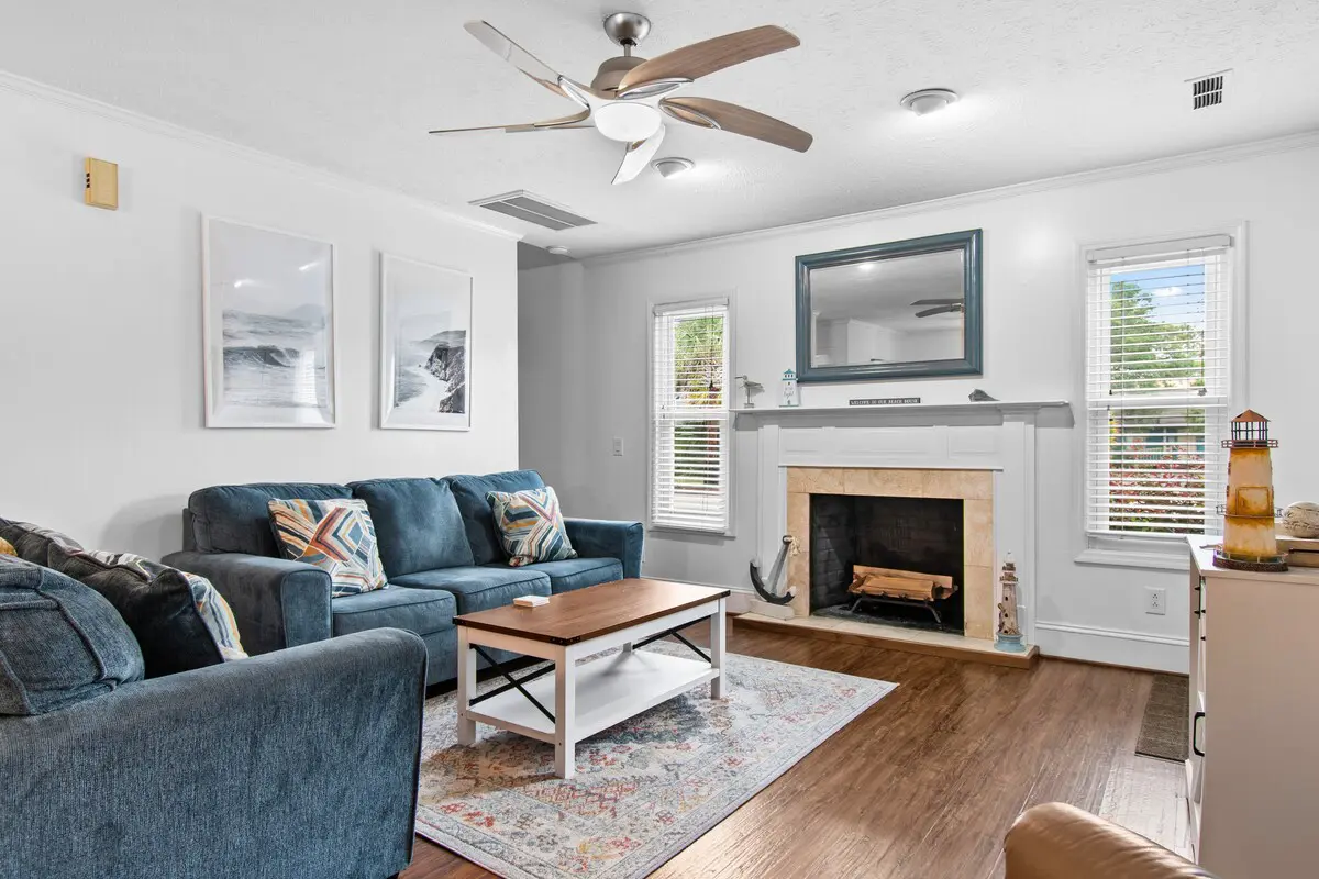 1fdcbf16 d843 49dd ad68 db8a427b8322.jpg