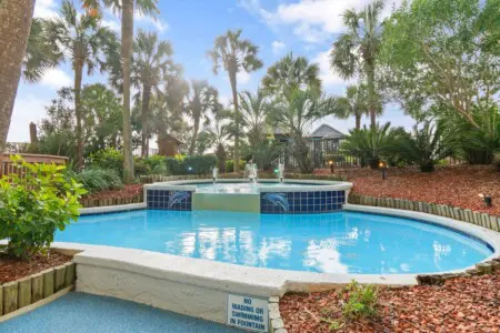 249bb841 fc4a 4eac bc75 06959a3e4db4.jpg