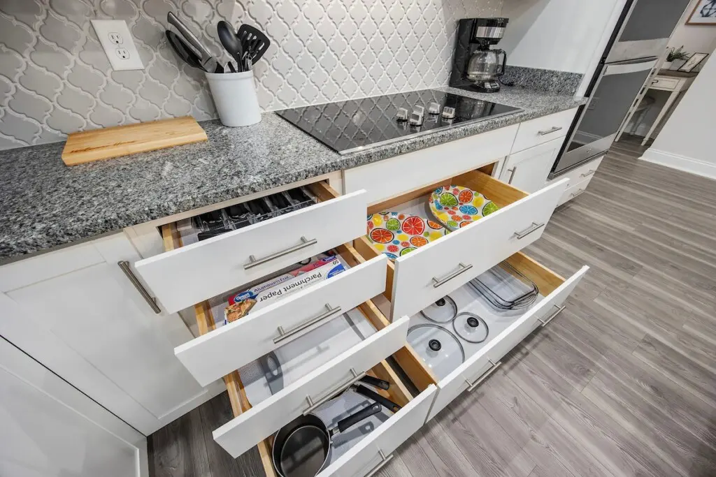 37205684 b46a 42f4 9ab3 9f12c2d39886.jpg