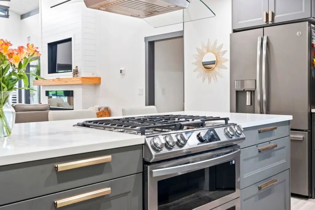 37d5c85f b9e1 4470 ae18 7d759c161e83.jpg