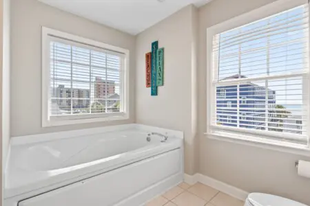 4761b5ac 6de9 4c73 a6e1 a031a32875fa.jpg