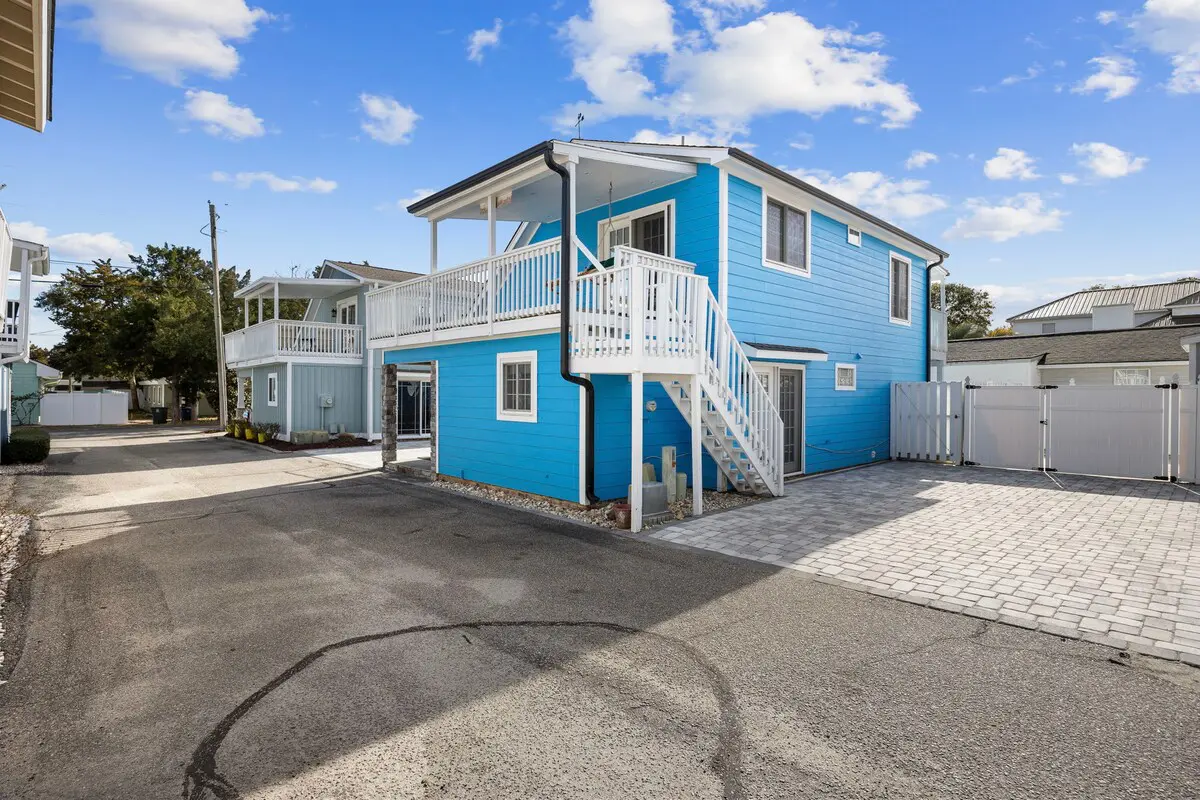 77143543 f2dc 4c40 afd1 b14938c2f3ba.jpg