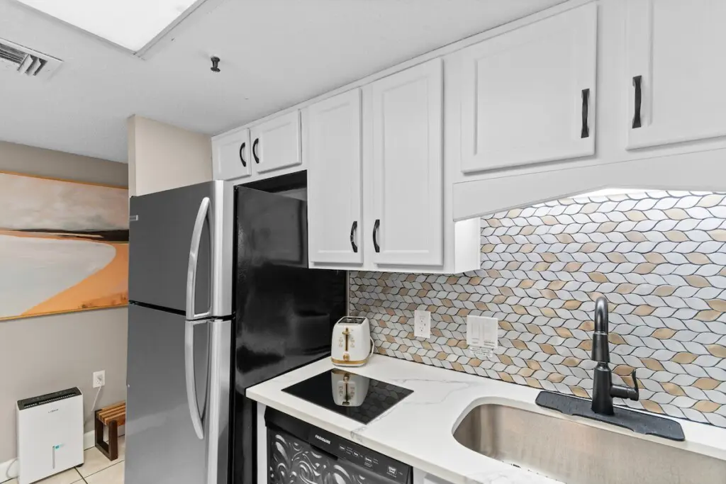 87450606 6c35 4fa2 83fd ebd759ab59fd.jpg