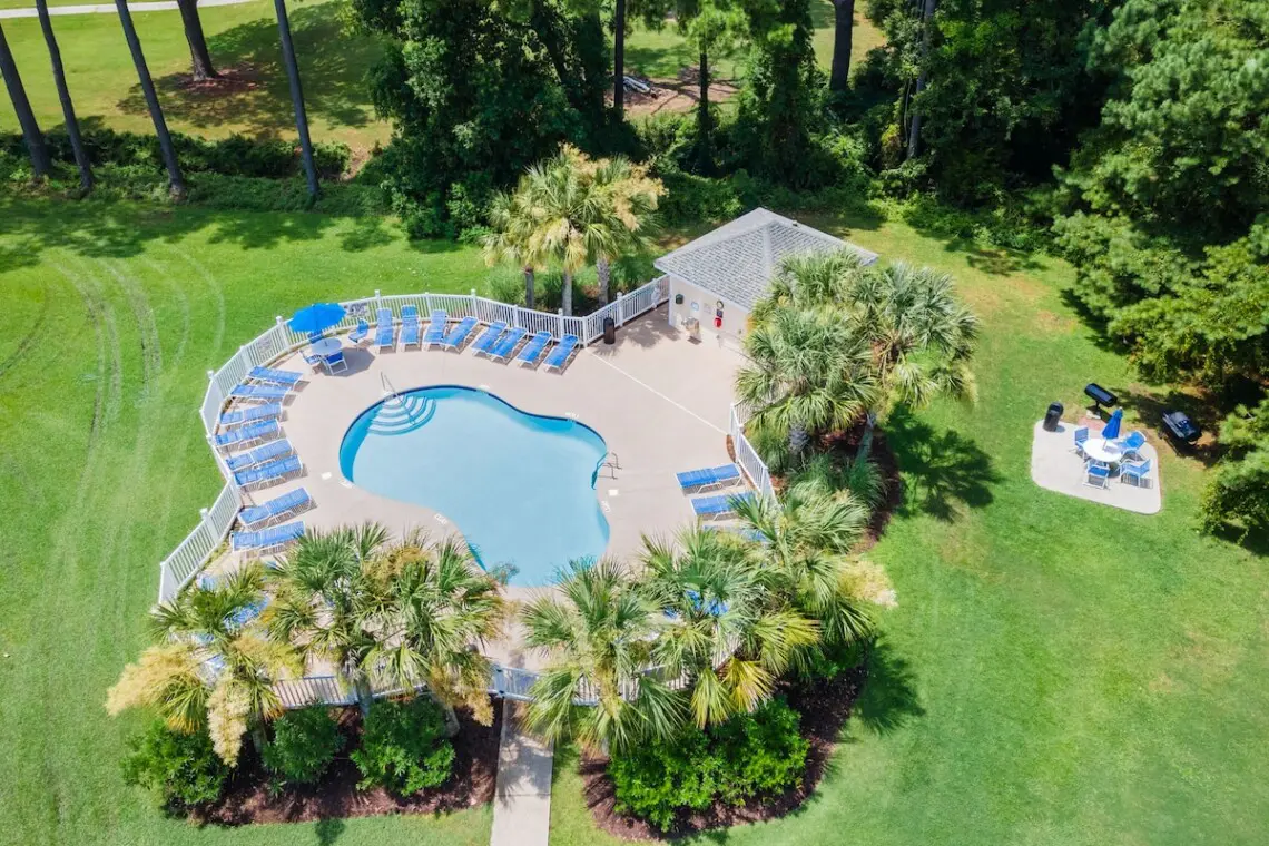 98566624 d327 4262 911c 7bed19075a43.jpg