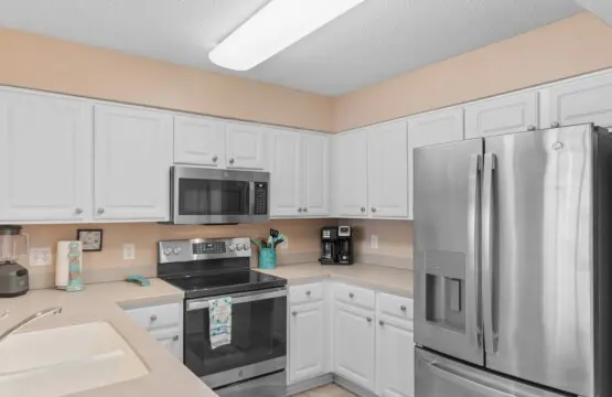 b17a394a 3048 4a4c a3c7 7c30e0c9a6c9.jpg