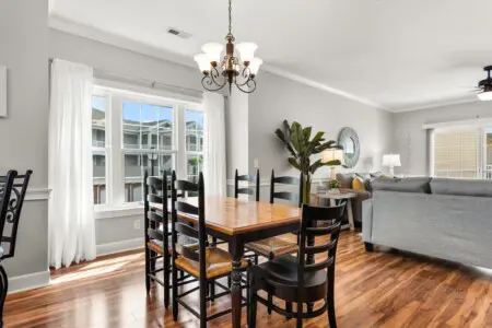 b50d09ee 0382 4284 b739 5d1ea587be41.jpg