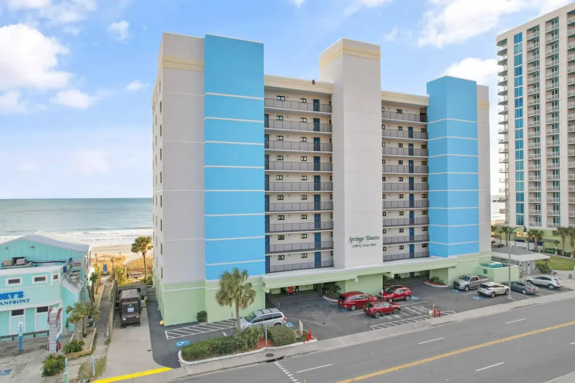 c03c6ec5 ce45 40b0 81c9 28ee01bfa77b.jpg