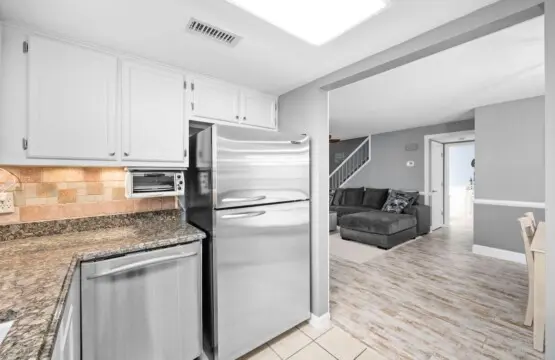 c1785dd5 22cb 412e 93be 4acfc75ed8fc.jpg