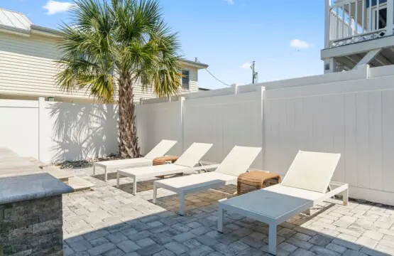 f8de62eb 6350 4ad6 be9c 93725cd46692.jpg