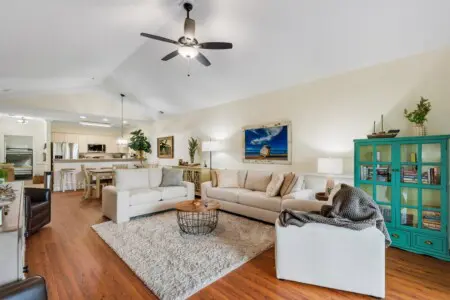 fbcd6c55 f016 493e 874c 91d84c1d8cf0.jpg