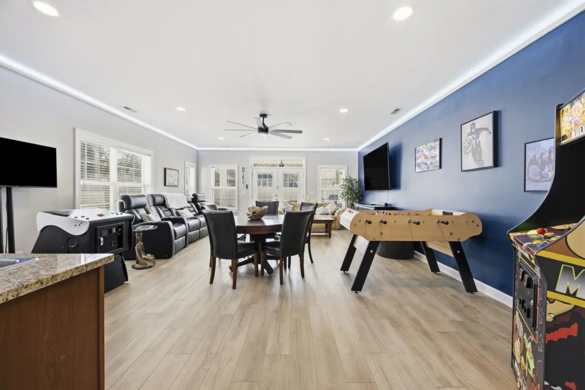 51 web or mls Full 66 hiemel.png.jpg