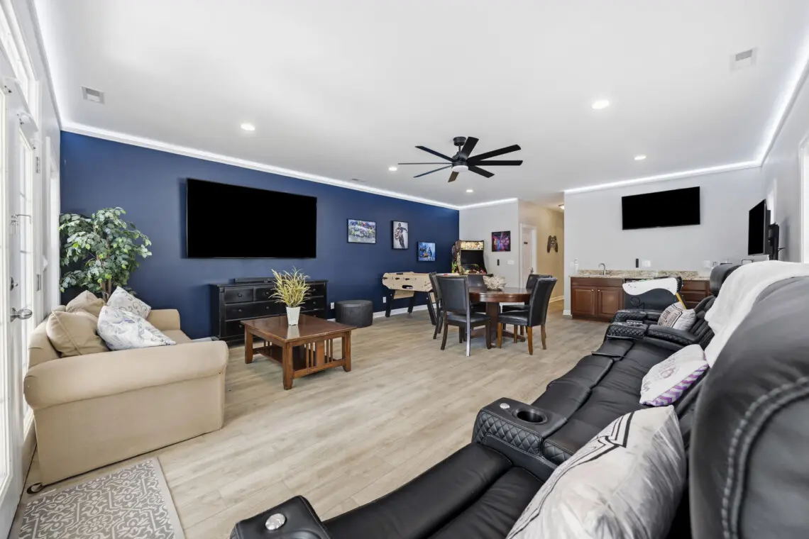 58 web or mls Full 73 pvctuw.png.jpg