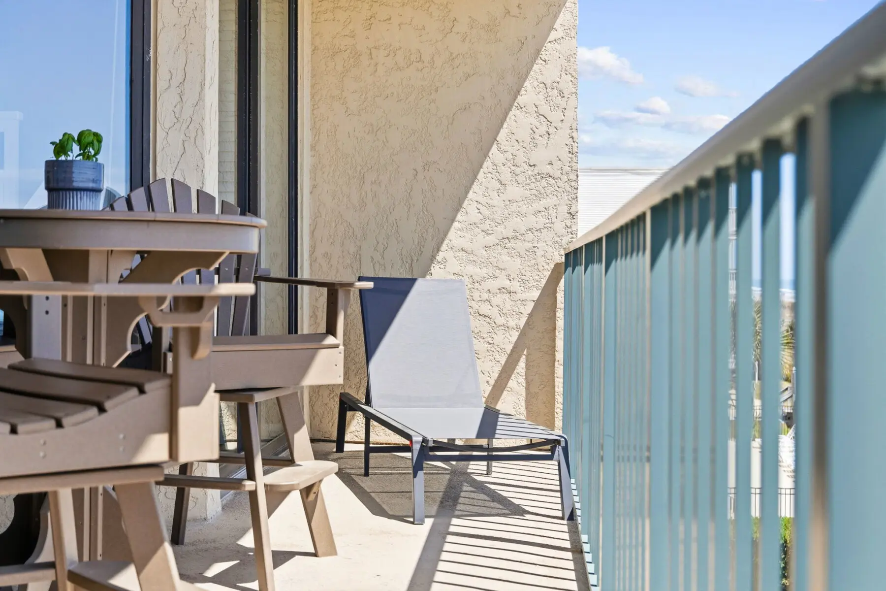 37 web or mls Full 63 jhrhqv.png.jpg