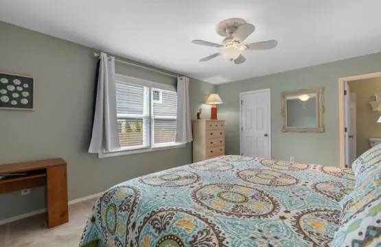 1705 Edge Dr 26 npdg6v.png.jpg