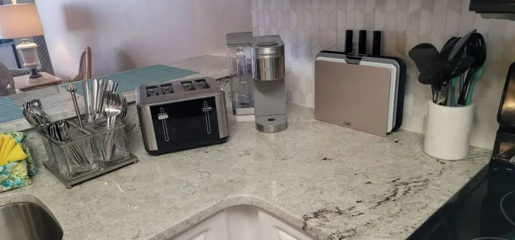 GS 934 kitchen 4a cnnkx0.png.jpg