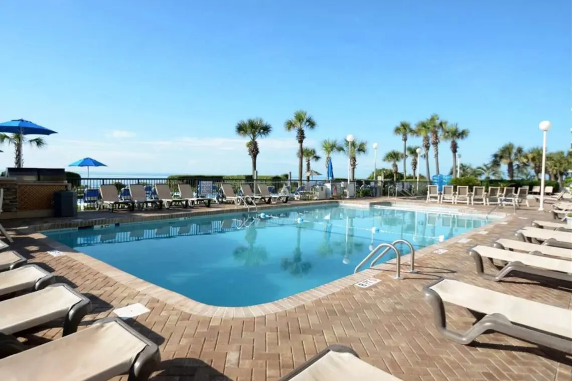 Grande Shores Pool dkxmle.png.jpg