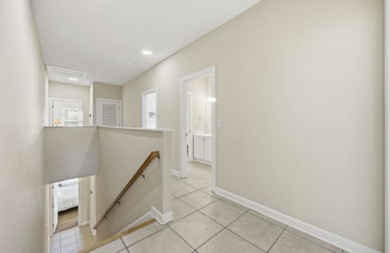 20 web or mls Full 32 bx4qif.png.jpg