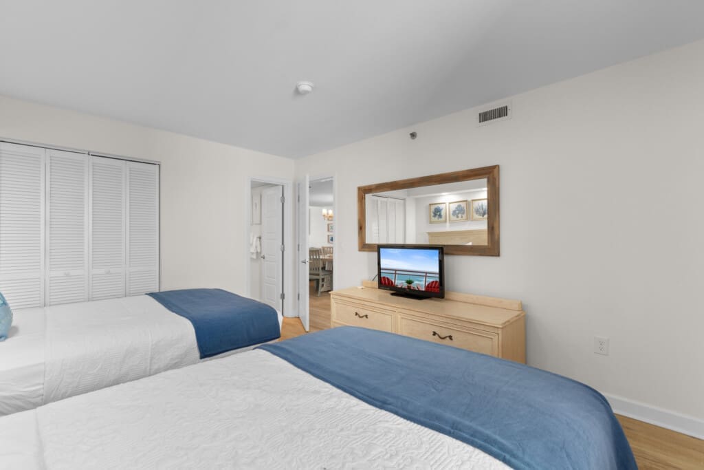 BeachCoveUnit604 22 bvq6qu.png.jpg