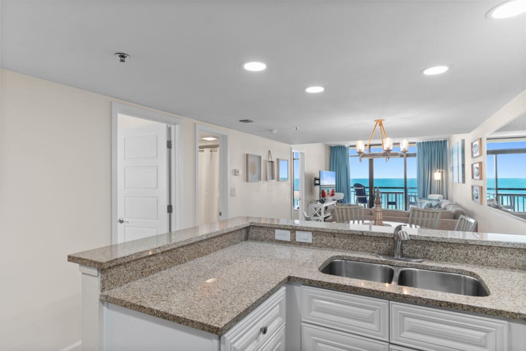 BeachCoveUnit604 8 smhsdx.png.jpg