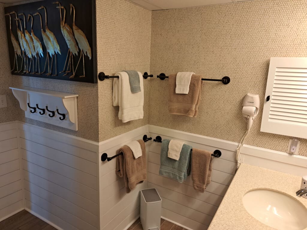 Guest Bath 19 wlflxf.png.jpg