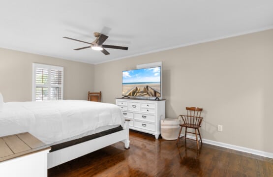 2010HillsideDrBedrooms 1 gamnba.png.jpg