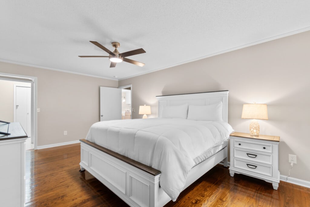 2010HillsideDrBedrooms 2 qj3gem.png.jpg
