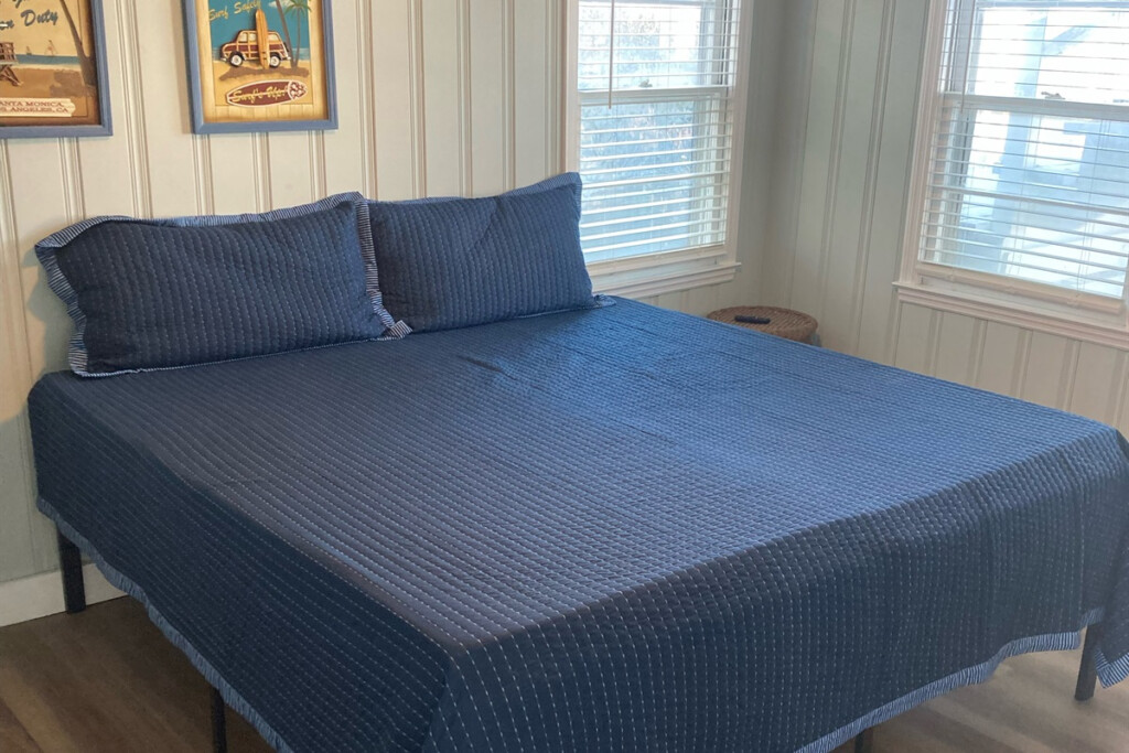 Ground Level King Bedroom with Full Bathroom gda7xq.png.jpg