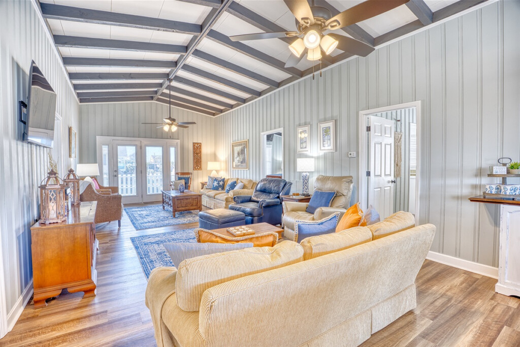 Upstairs Living Room 4 nuf72f.png.jpg