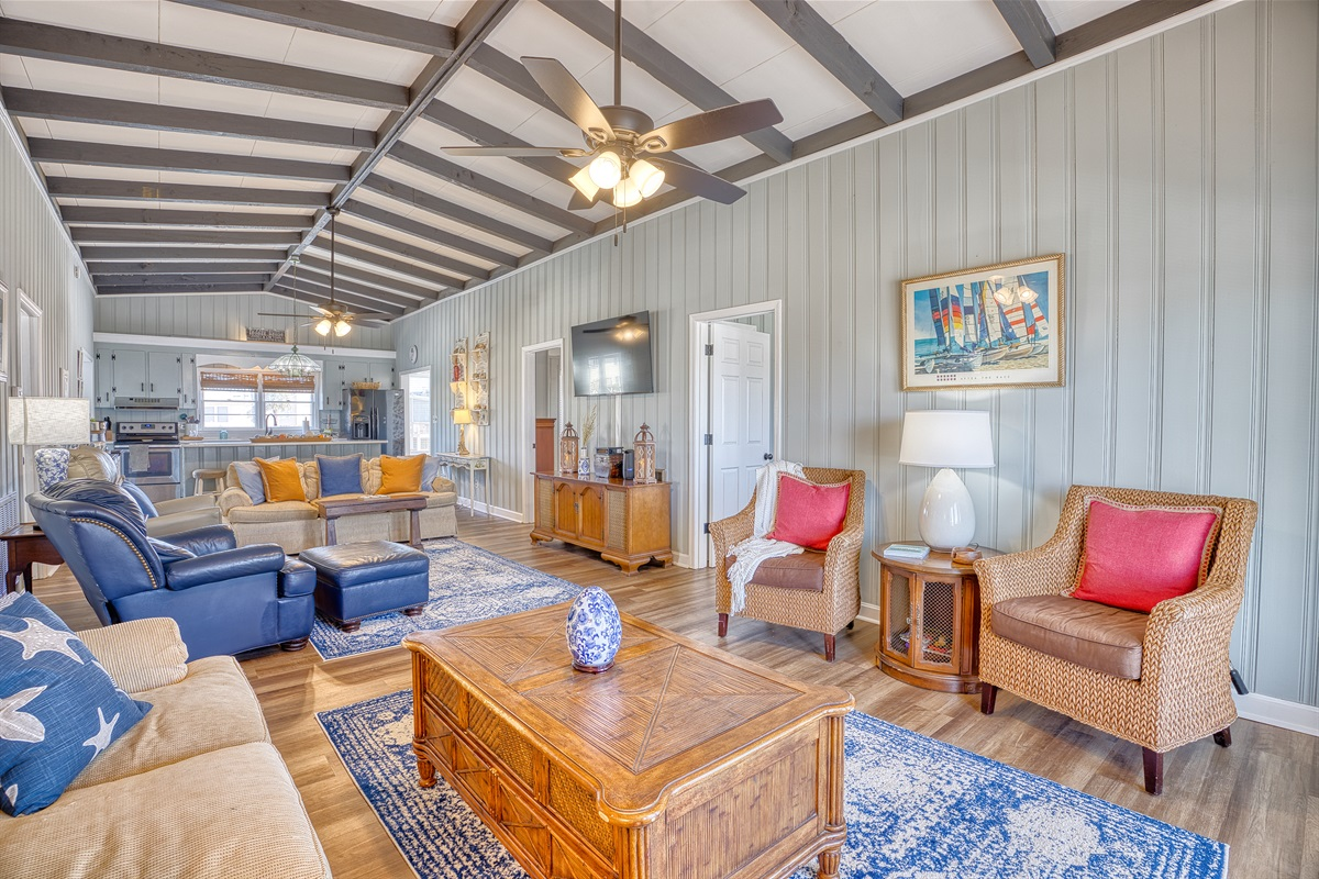 Upstairs Living Room 6 tzcxrx.png.jpg